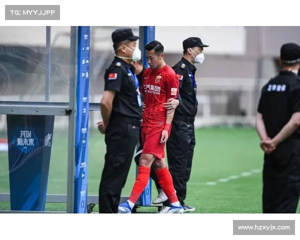 CBA女记者遭踢事件发生后报平安 透露身体无大碍庆幸未踢实 CBA女记者遭踢事件发生后报平安 透露身体无大碍庆幸未踢实